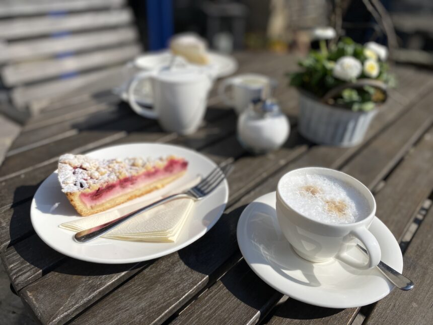 Kaffee und Kuchen im Alten Amtshaus Kaffee und Kuchen im Alten Amtshaus